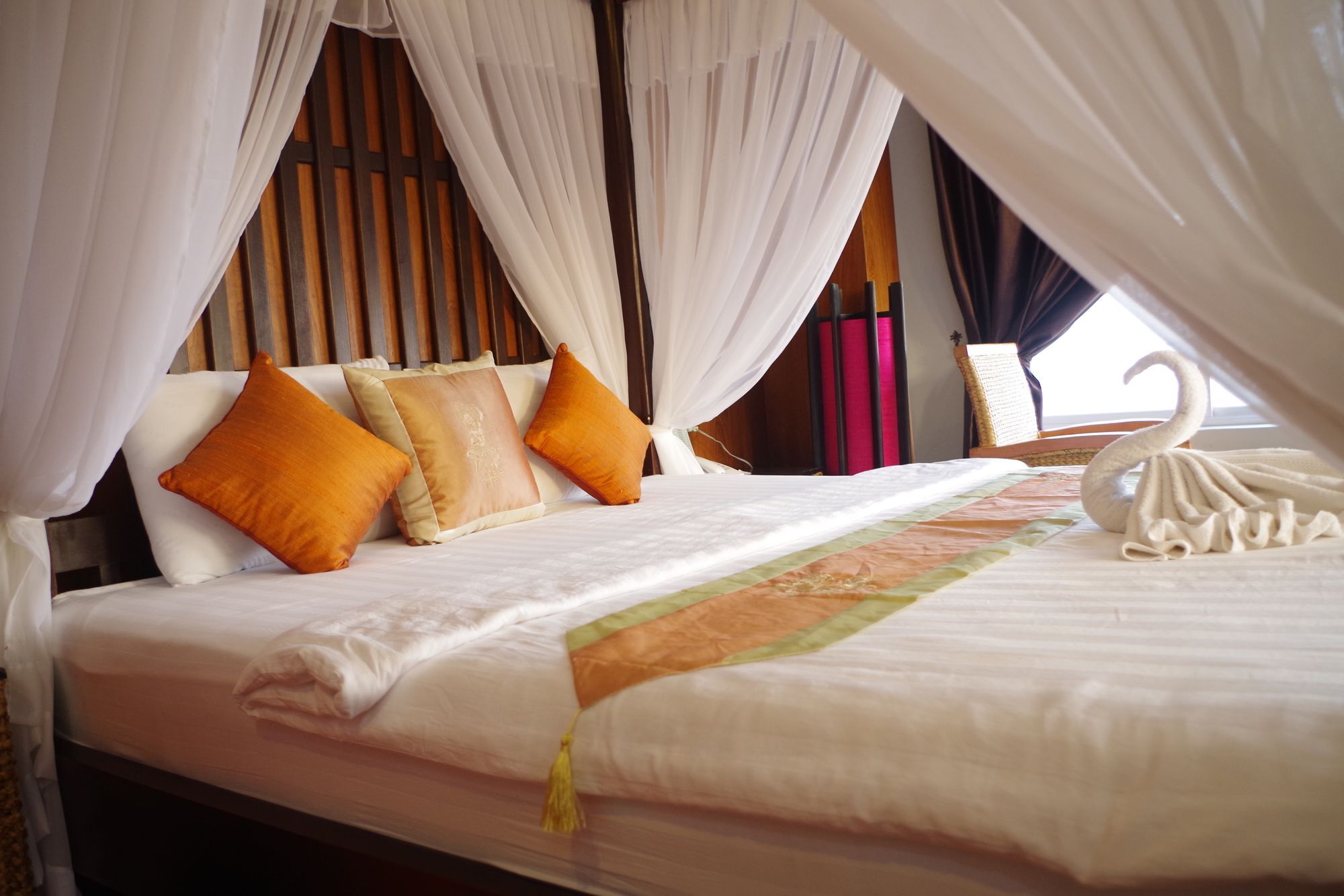 Ocean Breeze Hotel And Sky Bar Kep Exterior foto