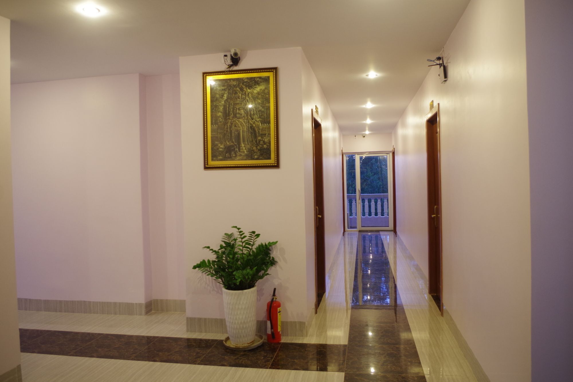 Ocean Breeze Hotel And Sky Bar Kep Exterior foto